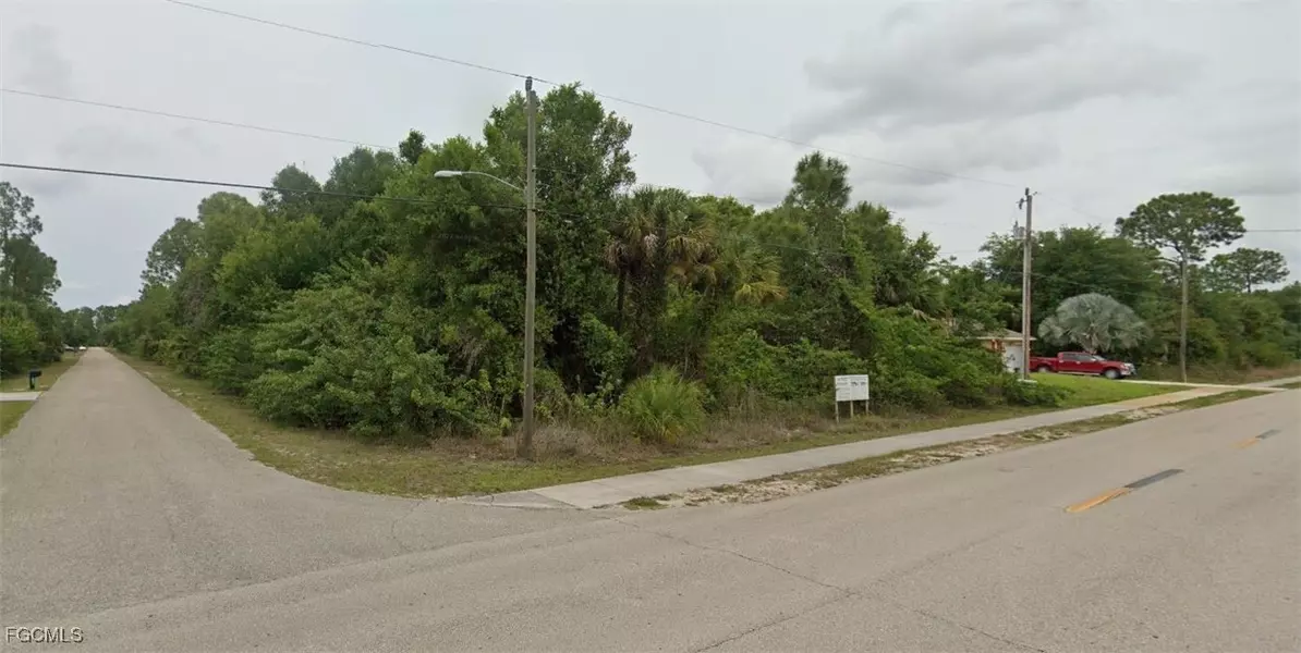 Lehigh Acres, FL 33972