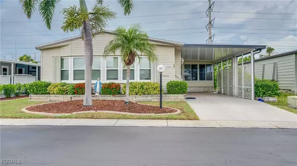 387 Horizon DR, North Fort Myers, FL 33903