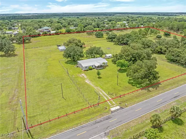 Labelle, FL 33935,1211 Crescent AVE