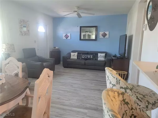 Lehigh Acres, FL 33936,21 Dawn Flower CIR