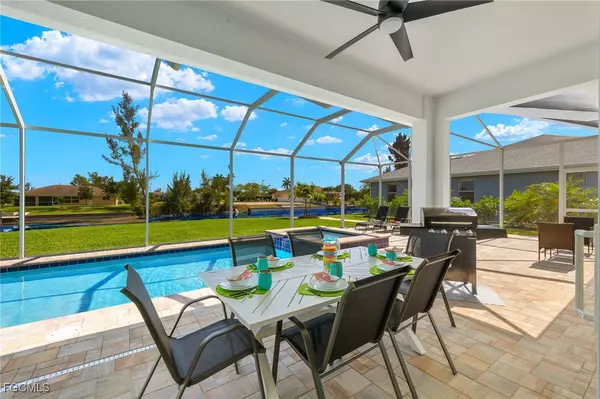 Cape Coral, FL 33990,154 SE 20th ST