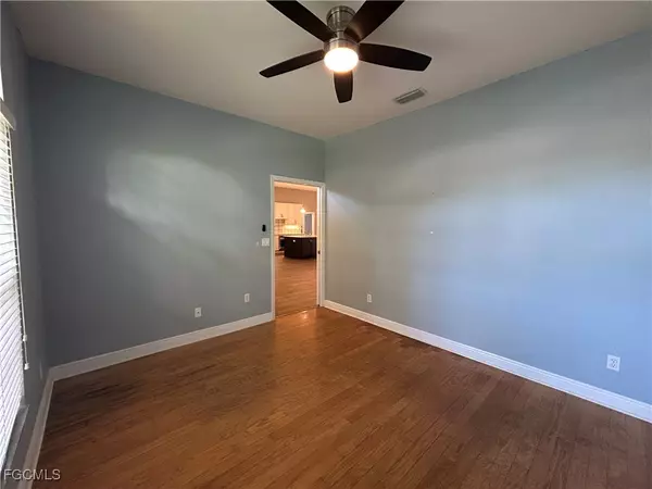 Estero, FL 33928,9947 Colonial WALK N