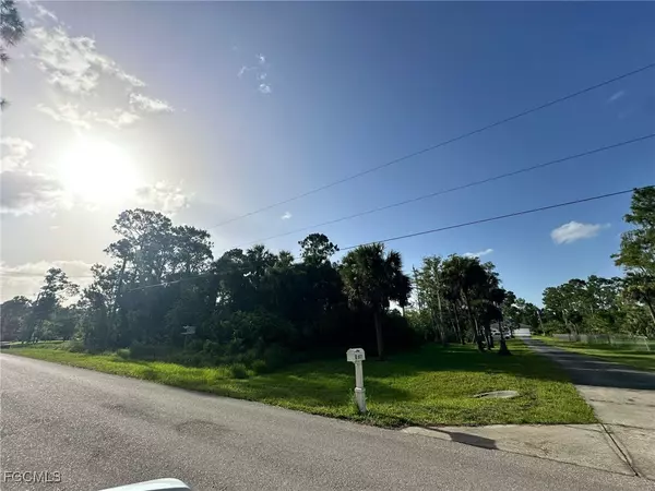 Naples, FL 34120,20th AVE NE