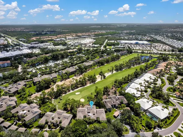 76 Cypress View DR E #76, Naples, FL 34113