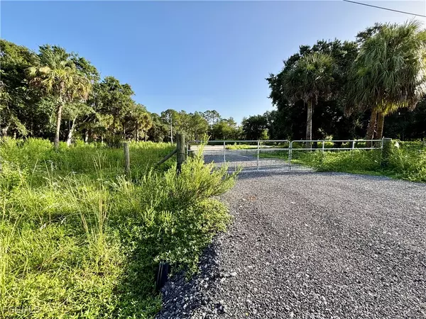 Clewiston, FL 33440,415 Perimeter RD