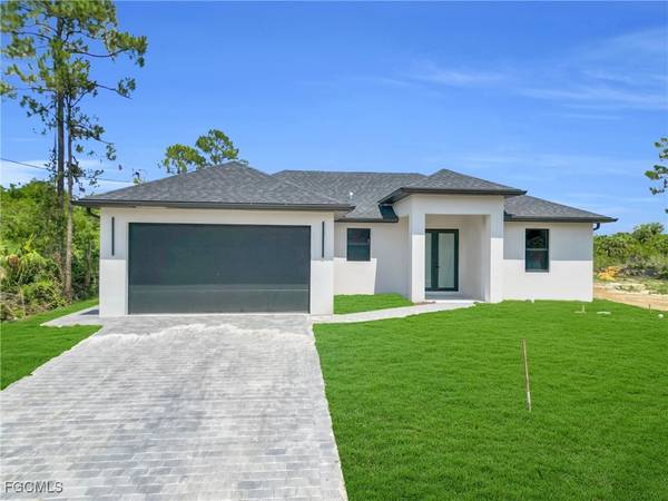 331 Naples AVE S, Lehigh Acres, FL 33974