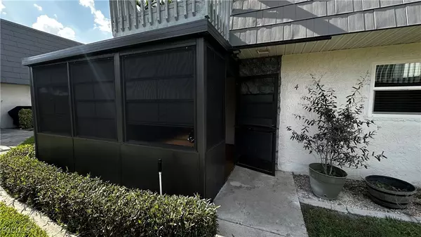 Fort Myers, FL 33908,16051 Amberwood Lake CT #4