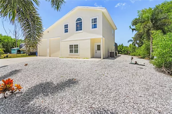 St James City, FL 33956,3810 Myers LN