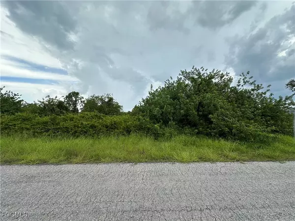 1507 Irving AVE, Lehigh Acres, FL 33972