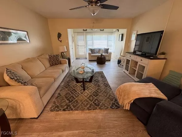 Fort Myers, FL 33907,1828 Pine Valley DR #115