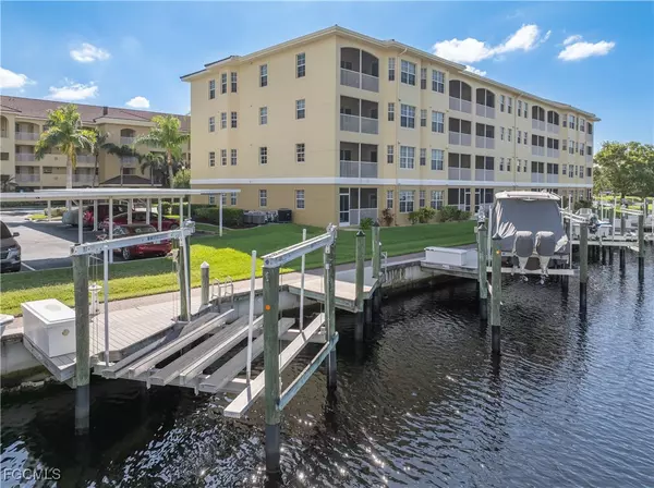 Cape Coral, FL 33990,1793 Four Mile Cove Pkwy #733