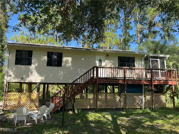 2002 Truman AVE, Alva, FL 33920