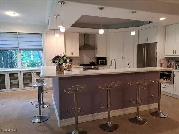 Fort Myers, FL 33908,11037 Harbour Yacht CT #2
