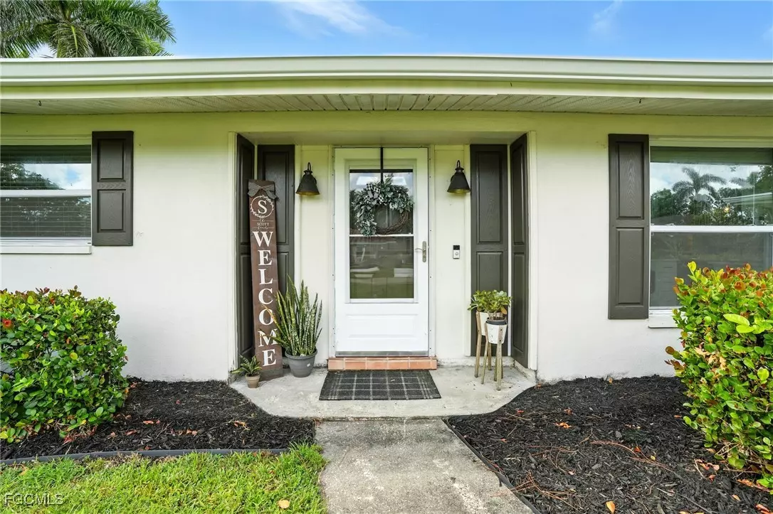 Fort Myers, FL 33919,1250 Kasamada DR