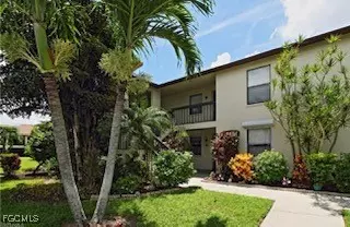 Fort Myers, FL 33919,9285 Lake Park DR #201