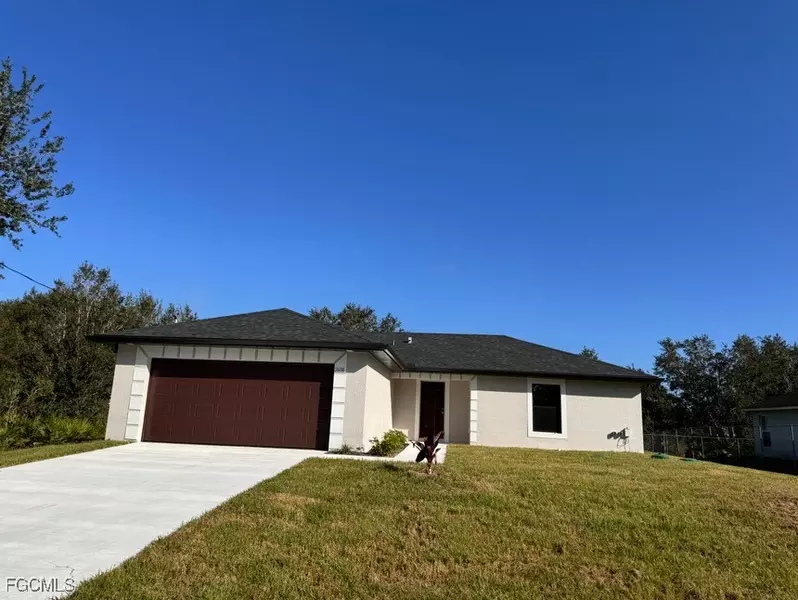 2502 35th ST SW, Lehigh Acres, FL 33976