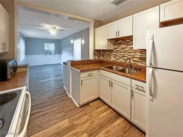 Fort Myers, FL 33901,1918 Grace AVE #MAIN