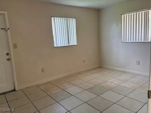 Fort Myers, FL 33905,3982 Manassas CT