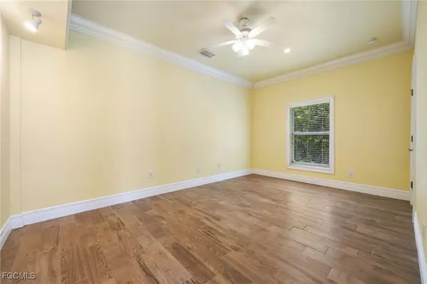 Port Charlotte, FL 33953,1343 Underhill CIR
