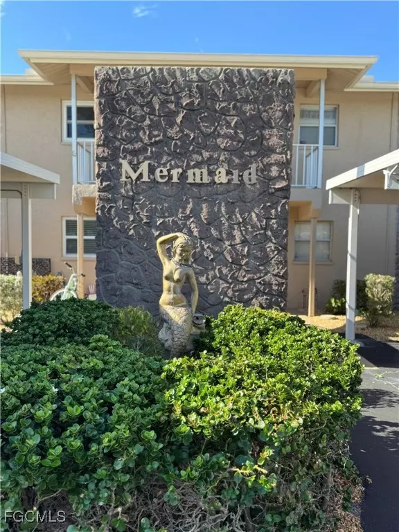 806 SE 46th ST #1E, Cape Coral, FL 33904