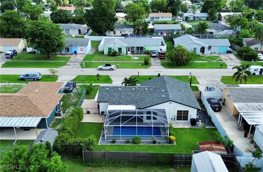 947 Jolly RD, North Fort Myers, FL 33903