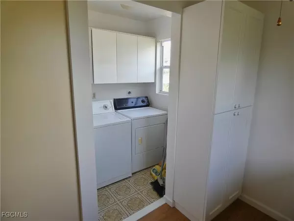 Lehigh Acres, FL 33971,5409 5th ST W