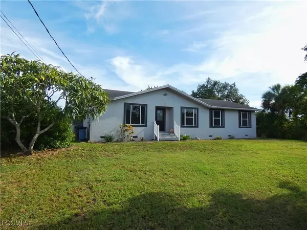 Lehigh Acres, FL 33971,5409 5th ST W