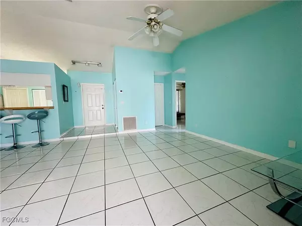 Cape Coral, FL 33991,1421 SW 9TH CT