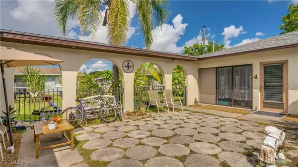 Cape Coral, FL 33904,3706 SE 10th AVE #3