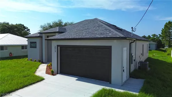 Lehigh Acres, FL 33976,2513 19th ST SW