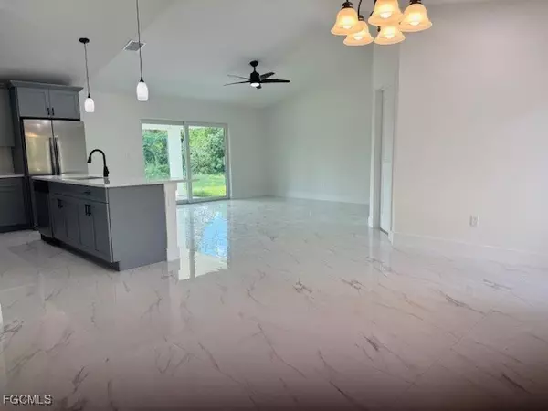 Lehigh Acres, FL 33974,1051 Joponica AVE S