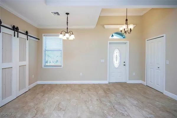 Fort Myers, FL 33908,14725 Martin DR