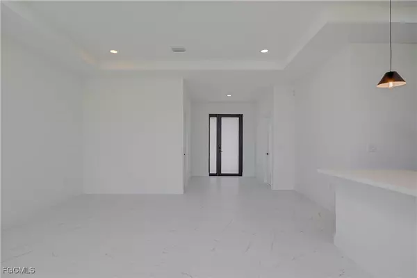 Lehigh Acres, FL 33971,3002 63rd ST W