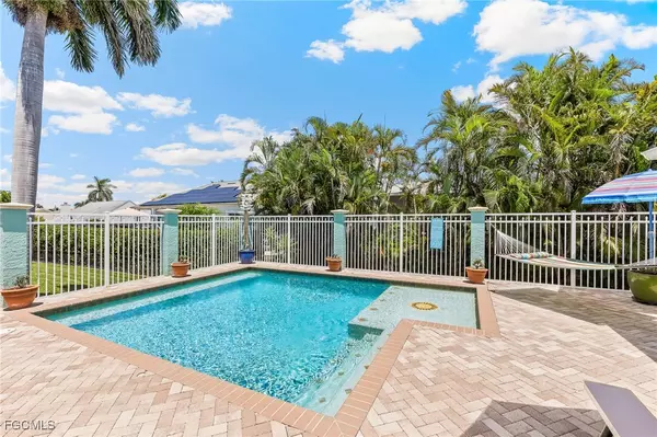 17593 Moorfield DR, Fort Myers, FL 33908