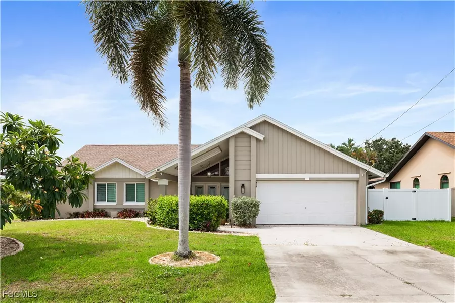 1726 SE 2nd ST, Cape Coral, FL 33990