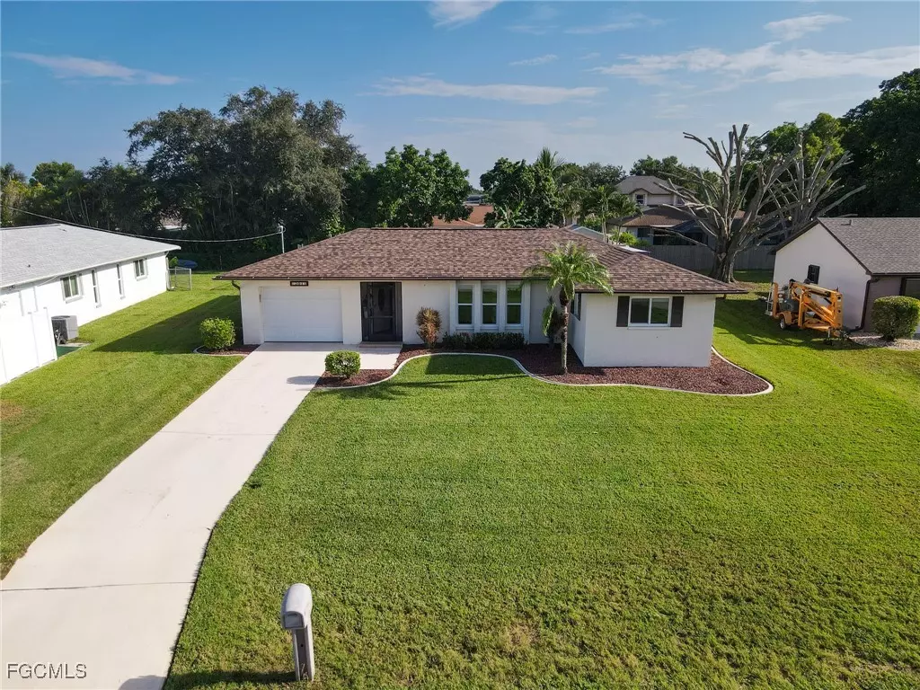 Cape Coral, FL 33990,2011 SE 12th TER