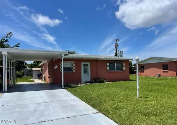 1106 Broad ST N, Lehigh Acres, FL 33936