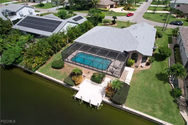 Cape Coral, FL 33990,1128 SE 3rd ST