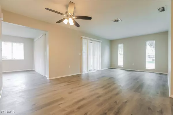 Venice, FL 34293,360 Gulf Breeze BLVD