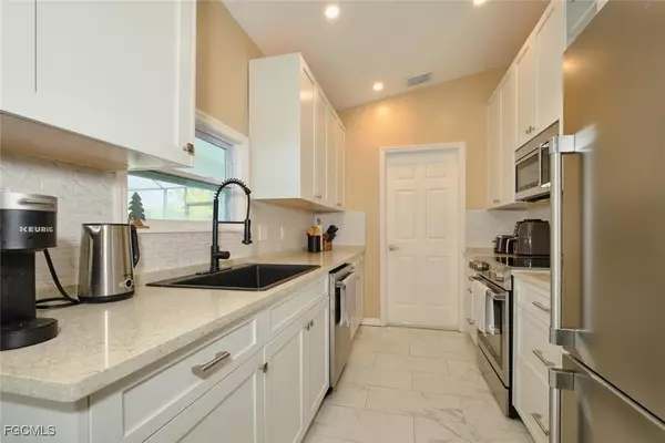 Port Charlotte, FL 33948,18126 Ackerman AVE