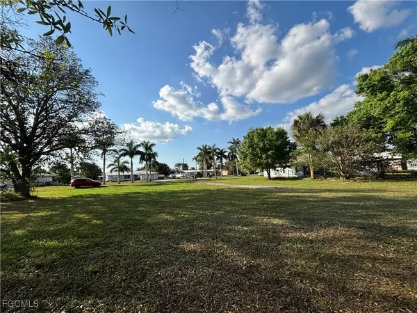 310 Georgia AVE, Fort Myers, FL 33905