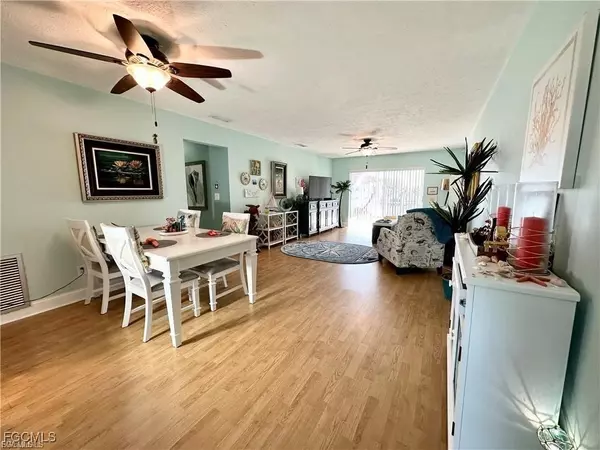 Cape Coral, FL 33904,4563 SE 5th PL #205