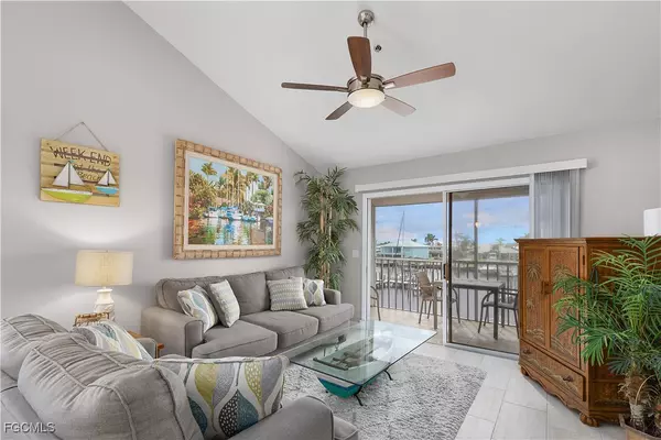 Fort Myers Beach, FL 33931,18068 San Carlos BLVD #526