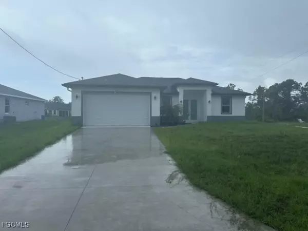 2719 34th ST W, Lehigh Acres, FL 33917