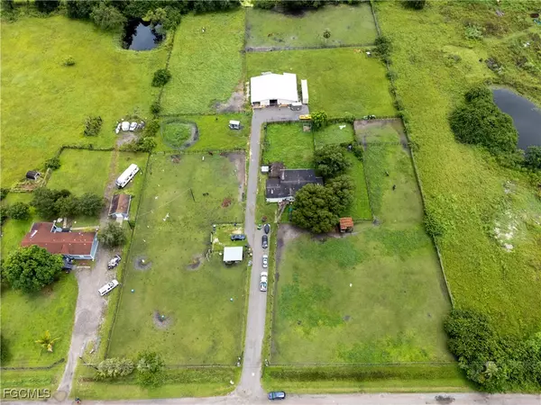 5561 Pangola RD,  Fort Myers,  FL 33905