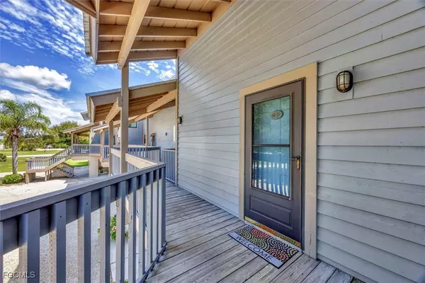Bokeelia, FL 33922,5391 Blue Crab CIR #5