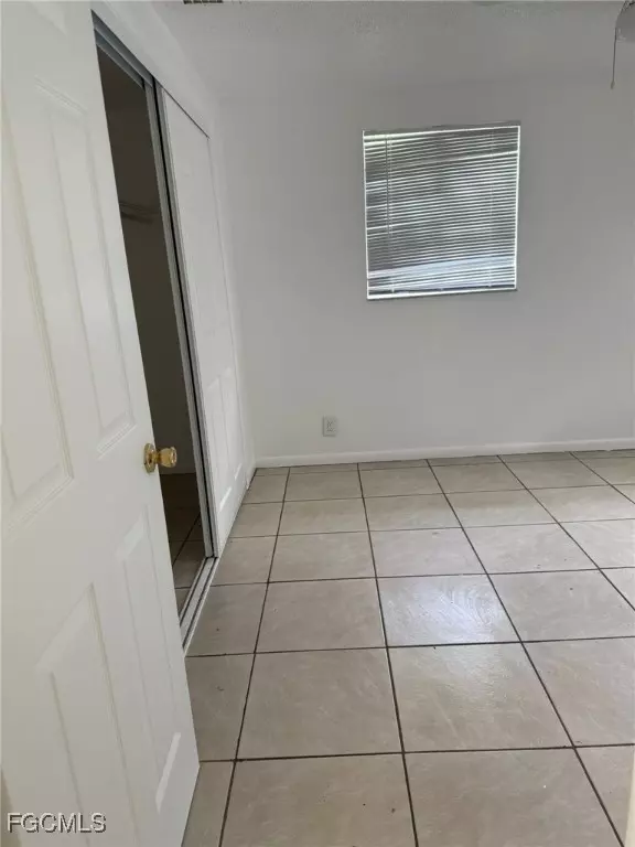 North Fort Myers, FL 33917,286 Lowell AVE #292