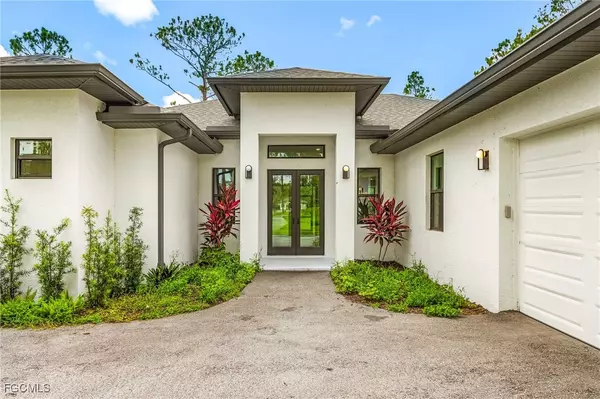 Naples, FL 34120,408 41st AVE NE