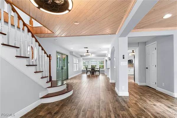 Fort Myers, FL 33912,15560 S Pebble LN