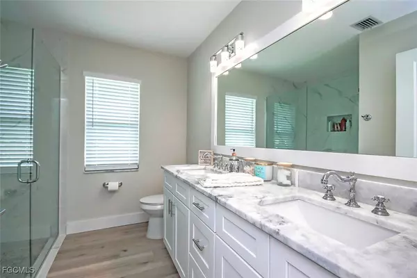 Fort Myers, FL 33919,980 Wittman DR